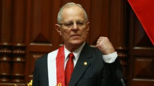 Pedro Pablo Kuczynski anuncia reducción de deudas de clubes peruanos