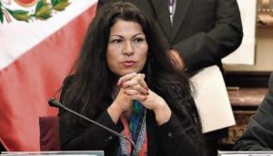 Yesenia Ponce retiró proyecto de crear día del fútbol peruano