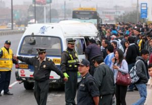 Sector de transportistas acata paro en Lima y Callao