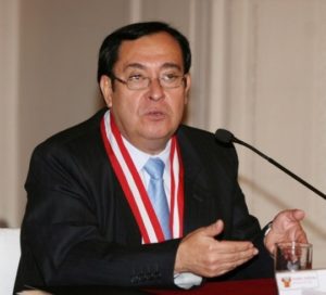Víctor Prado Saldarriaga: Presidente del Poder Judicial