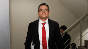 Jose Domingo Perez insiste en suspensión de Fuerza Popular