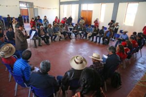 Ministros se reúnen con autoridades en Chumbivilcas